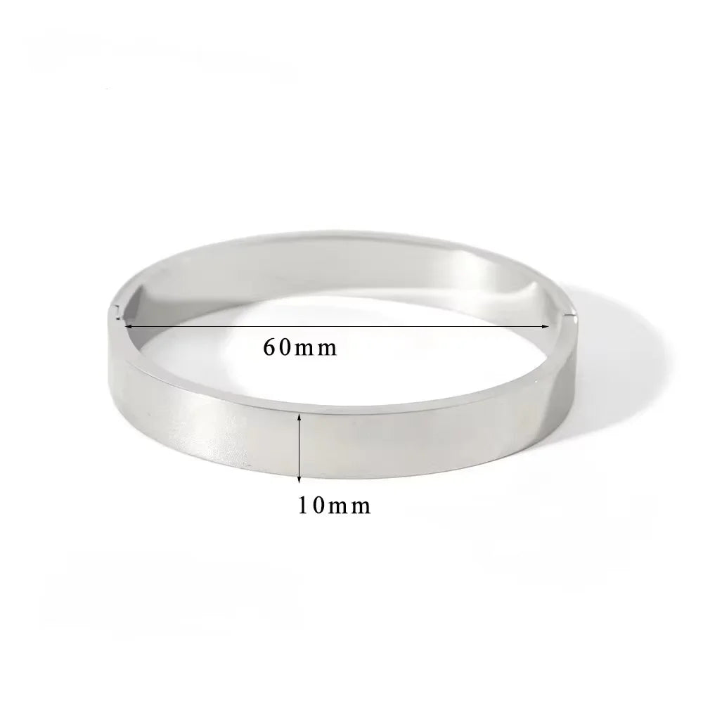 Minimalist Gold-Tone Stainless Steel Bangle Bracelet – Waterproof Oval Design for Women