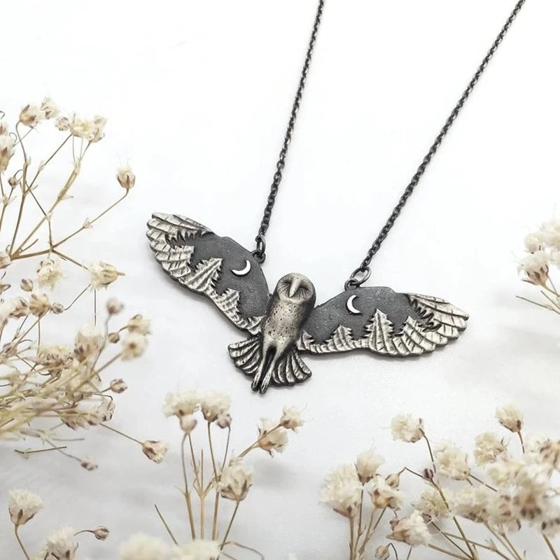 Vintage Owl Moon Phase Necklace – Witch-Inspired Jewelry for Women