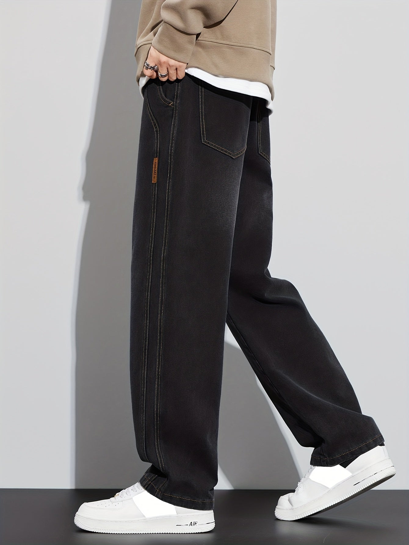 Men’s Relaxed-Fit Cotton Jeans with Drawstring Waist