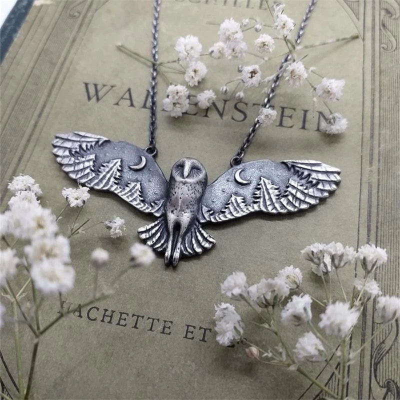 Vintage Owl Moon Phase Necklace – Witch-Inspired Jewelry for Women