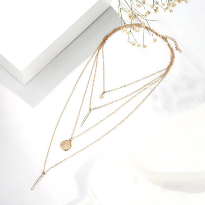 Layered Star & Round Pendant Necklace – Elegant Women’s Jewelry Accessory