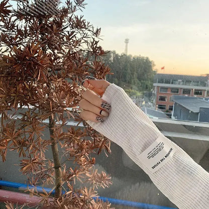 Women's Beige Korean Streetwear T-Shirt – Cute Casual Long Sleeve Top Slim Fit Aesthetic Pullover