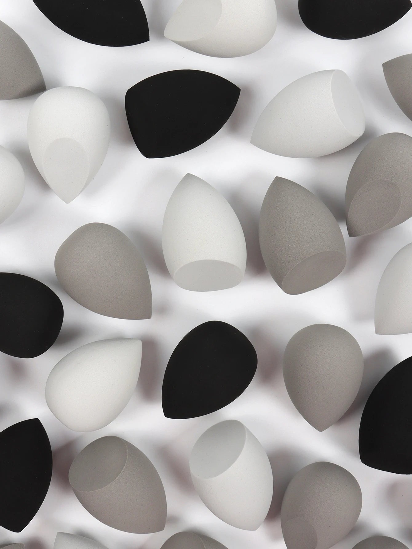 25-Pack Makeup Sponges for Foundation Cream & Powder – Multi-Colour Beauty Blenders