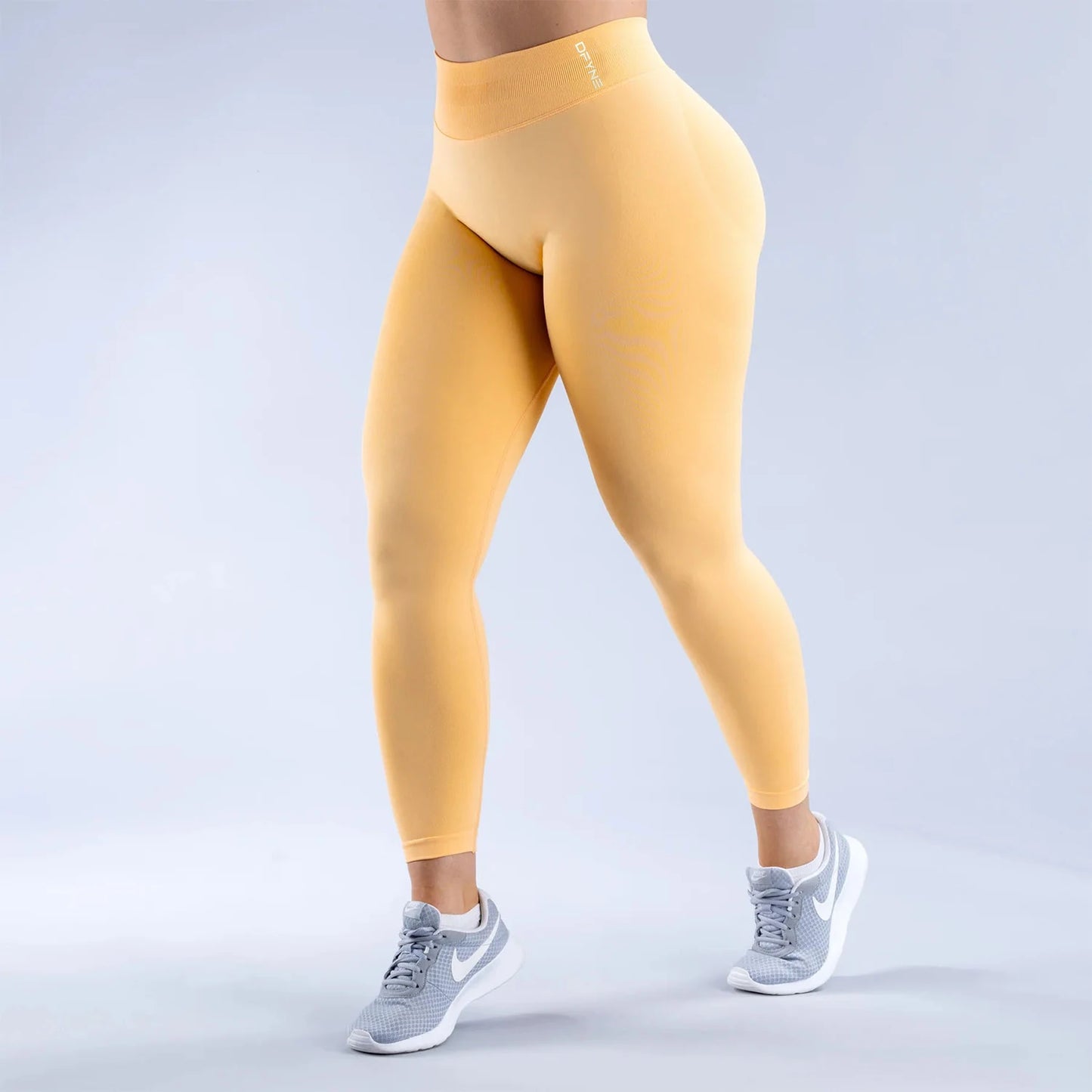 Women’s Seamless Yoga Leggings with Scrunch Detail