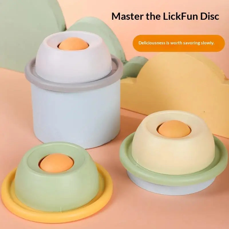 Pet Lick Mat – Slow Feeder Yogurt Licking Plate for Dogs & Cats