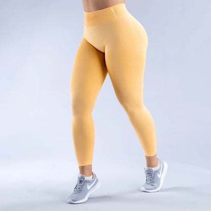 Women’s Seamless Yoga Leggings with Scrunch Detail