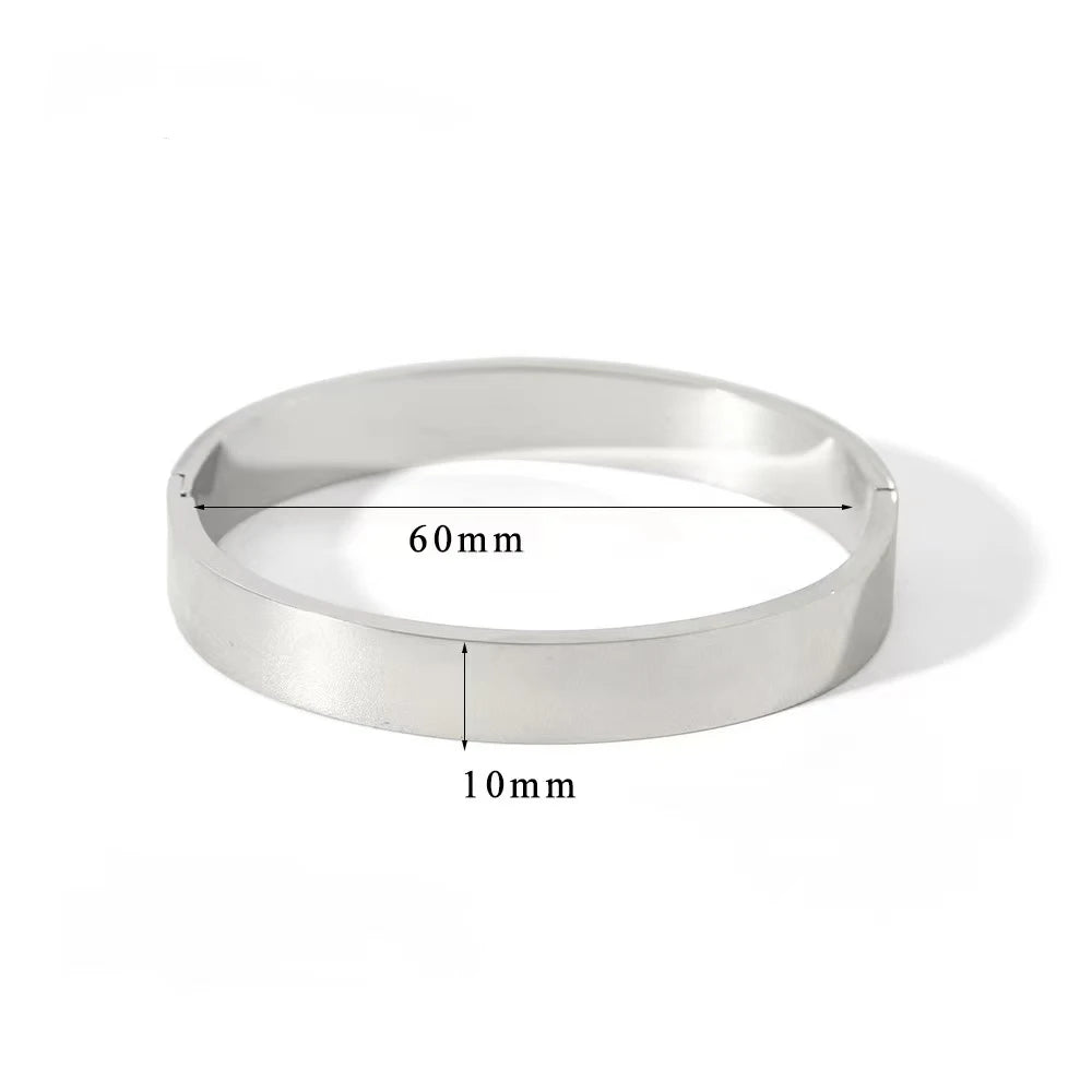Minimalist Gold-Tone Stainless Steel Bangle Bracelet – Waterproof Oval Design for Women