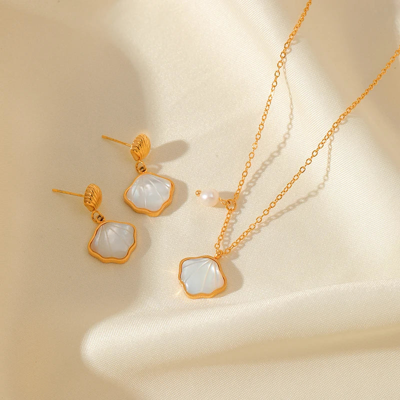 Gold Heart, Star & Flower Necklace and Earrings Set for Women – Waterproof Jewellery