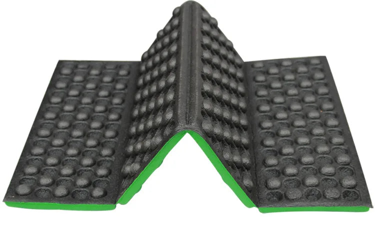 Soft Waterproof Camping Hiking Picnic Portable Cushion Seat Pad Outdoor Folding Camping Moistureproof Cushion Mattress Pad