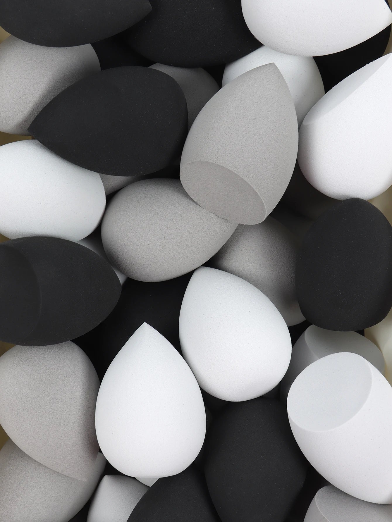 25-Pack Makeup Sponges for Foundation Cream & Powder – Multi-Colour Beauty Blenders