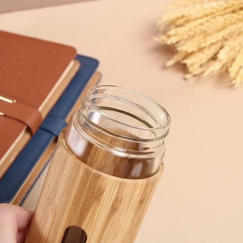 550ML Borosilicate Glass Water Bottle Bamboo Sleeve Cover Eco-Friendly Reusable Travel Drinkware Protective Tumbler Outdoor Cups