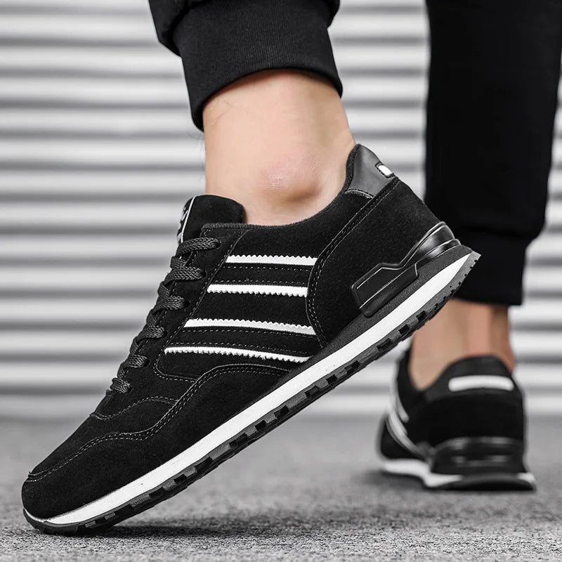 Men’s Lightweight Casual Sneakers