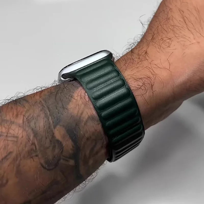 Leather Link for Apple watch band 44mm 45mm 40mm 38 42 Magnetic Loop bracelet iWatch seires SE 6 7 8 9 10 46mm ultra2 49mm strap