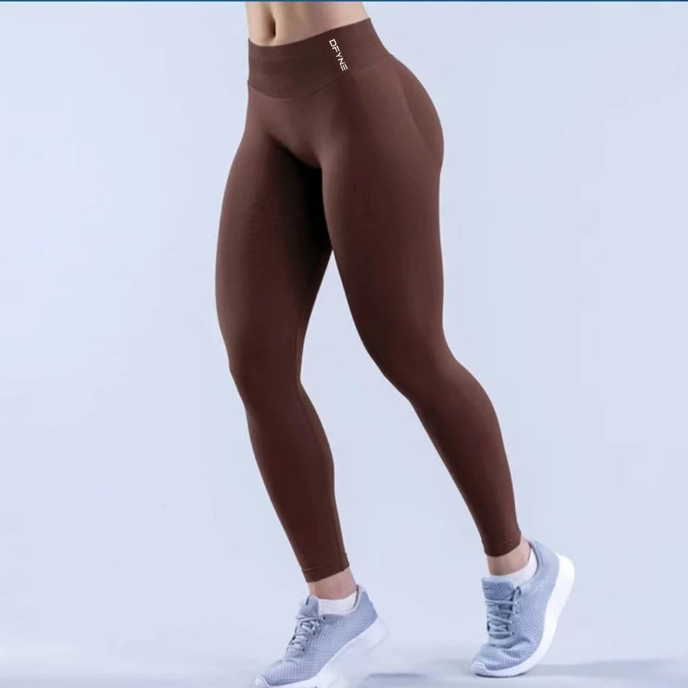 Women’s Seamless Yoga Leggings with Scrunch Detail