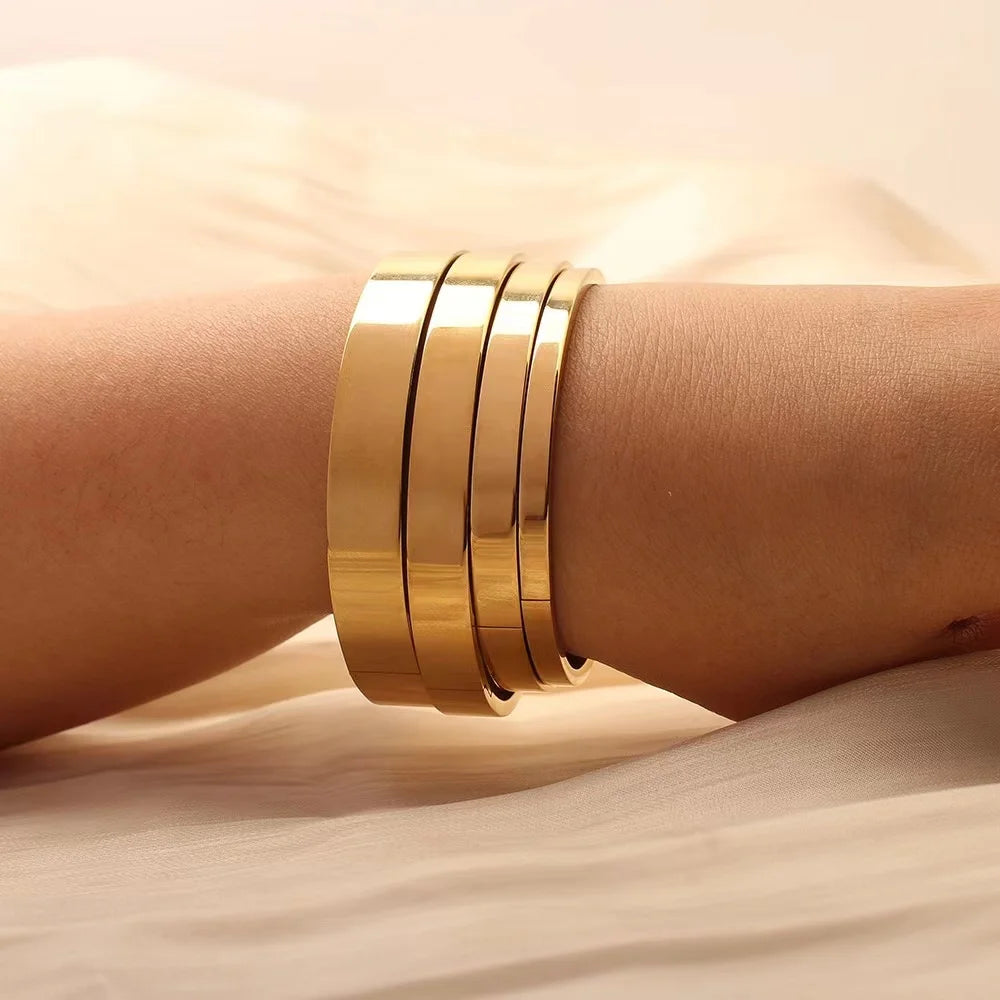 Minimalist Gold-Tone Stainless Steel Bangle Bracelet – Waterproof Oval Design for Women