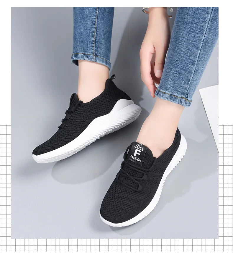 Comfortable Women's Casual Sneakers Summer Breathable Flat Shoes Fashion Women Sneakers Versatile Lace-Up Running Shoes 2026 New