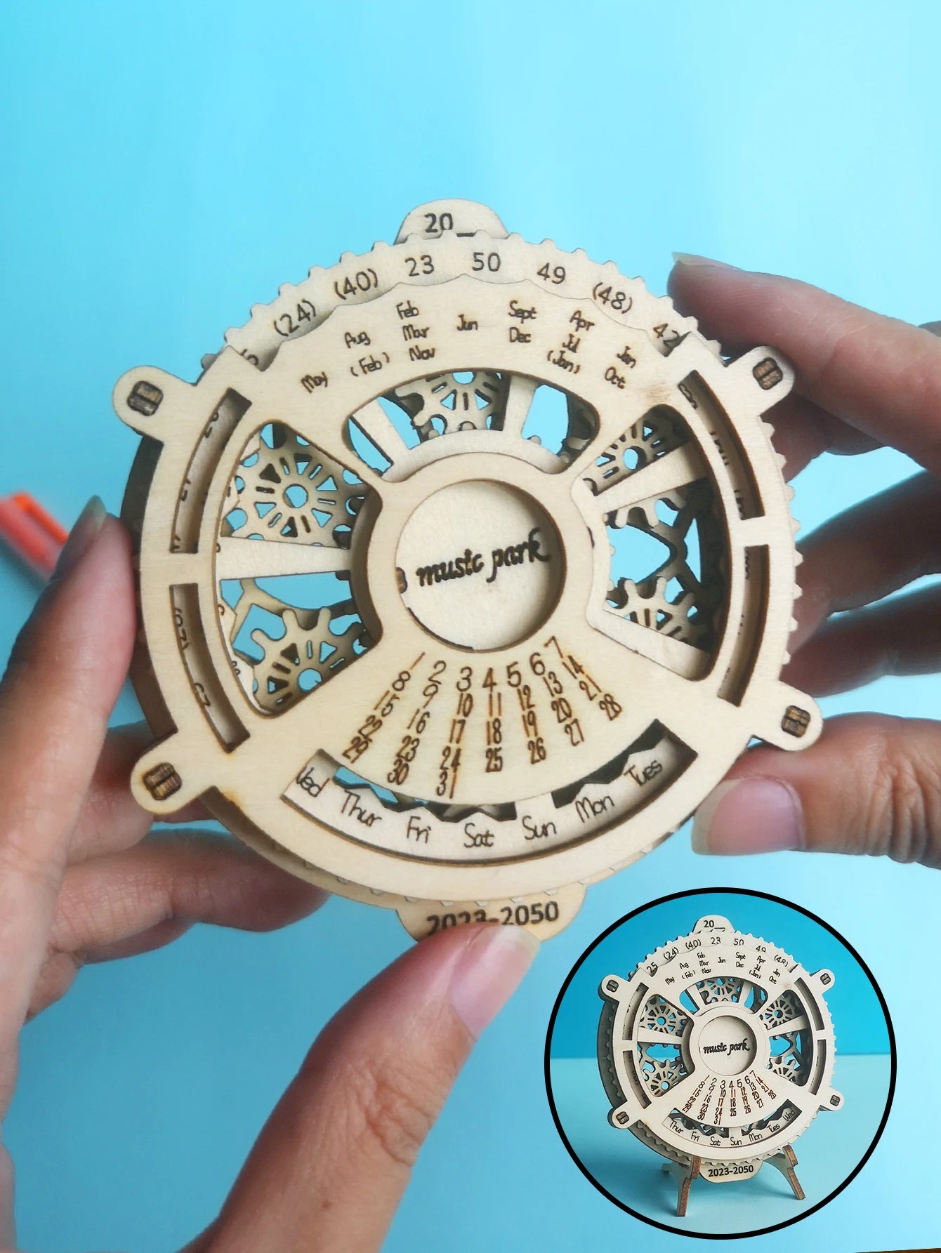 3D Wooden Puzzle Perpetual Calendar – Mechanical Gear Brain Teaser
