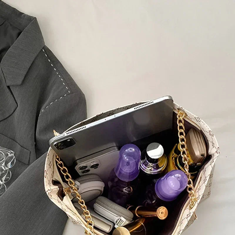 Presbyopic Handbag Luxury Design Large Capacity Handbag Women Fashion Printing Shoulder Bag Trendy Shopping Bag With Pendant