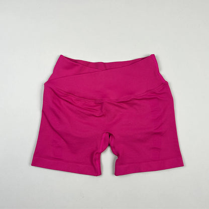 Seamless V-Shape Waist Yoga Shorts 4.5" – Sculpting Low-Rise Workout & Gym Leggings