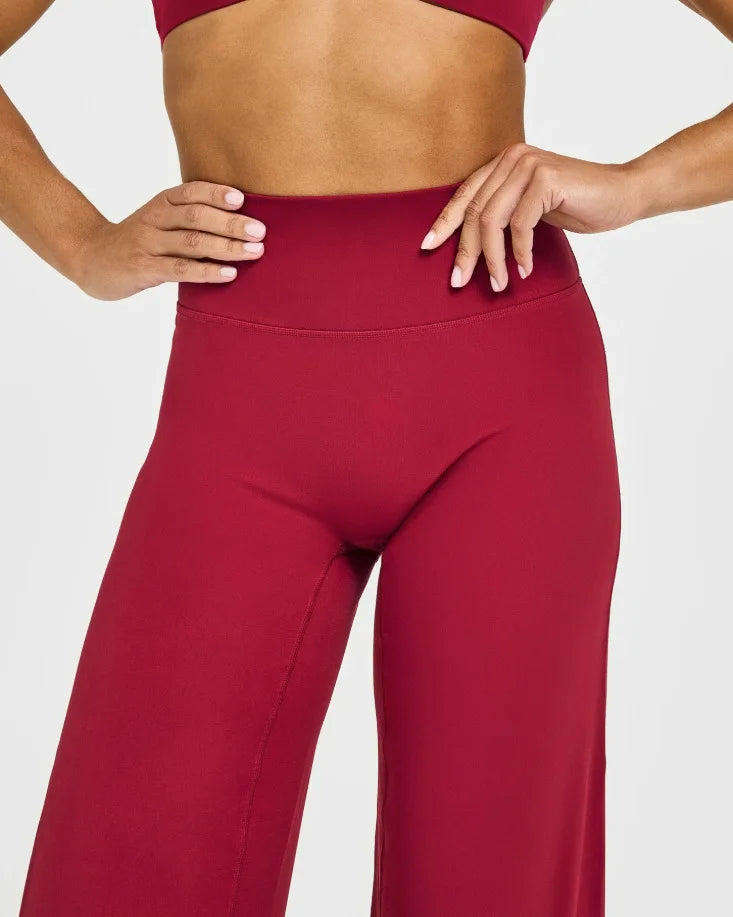 Women’s Straight-Leg Yoga Pants – Soft Mid-Waist Activewear