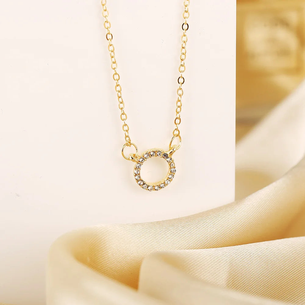 Elegant Gold Circle Crystal Pendant Necklace for Women – Minimalist Party Jewellery Gift