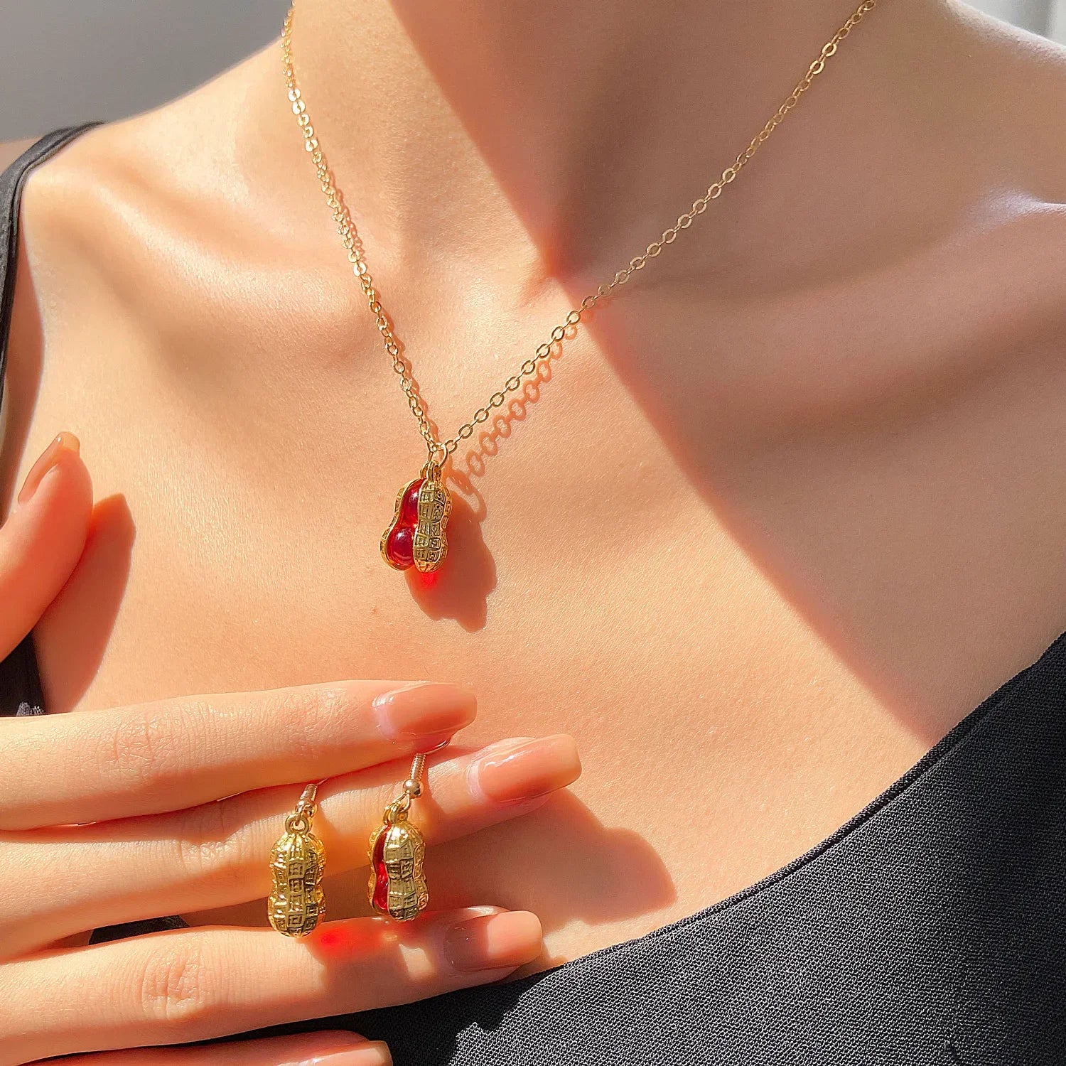 4-Piece Pearl Jewelry Set for Women