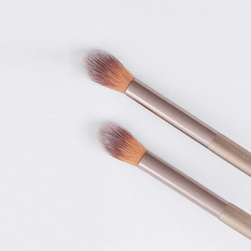 2-Piece Nose & Highlight Makeup Brush Set – Soft Blending Brushes for Face