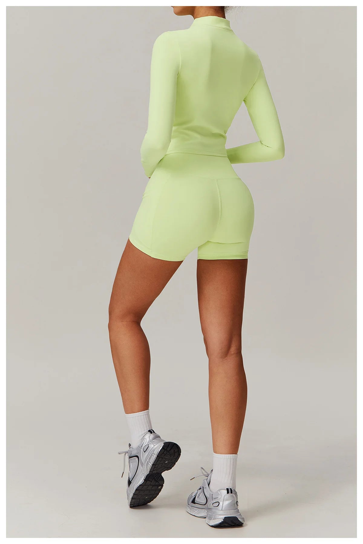 Women’s Slim Fit Zipper Jacket – Long Sleeve Fast-Dry Yoga & Fitness Top