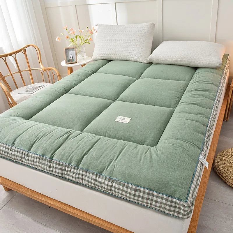 NewestFoldable Lightweight Portable Sleeping Pad/Tatami Mat Japanese Futon Mattress  Soft Fabric,Easy Storage & Travel Mattress