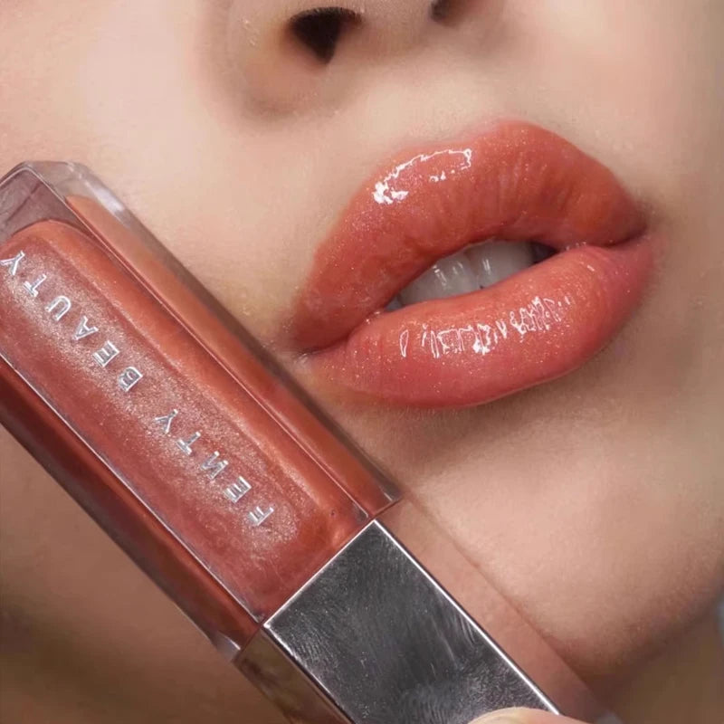 Hydrating Long-Lasting Red Lip Gloss – Smooth Moisturising & Waterproof