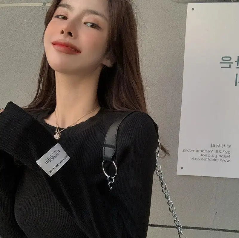 Women's Beige Korean Streetwear T-Shirt – Cute Casual Long Sleeve Top Slim Fit Aesthetic Pullover