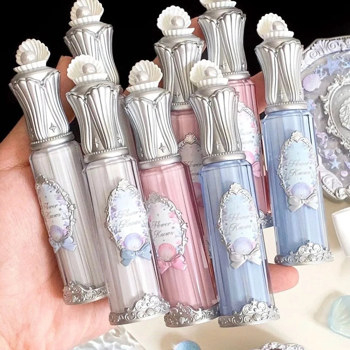 Moisturizing Lip Gloss with Vitamin E – Hydrating Plumping & Long-Lasting Shine