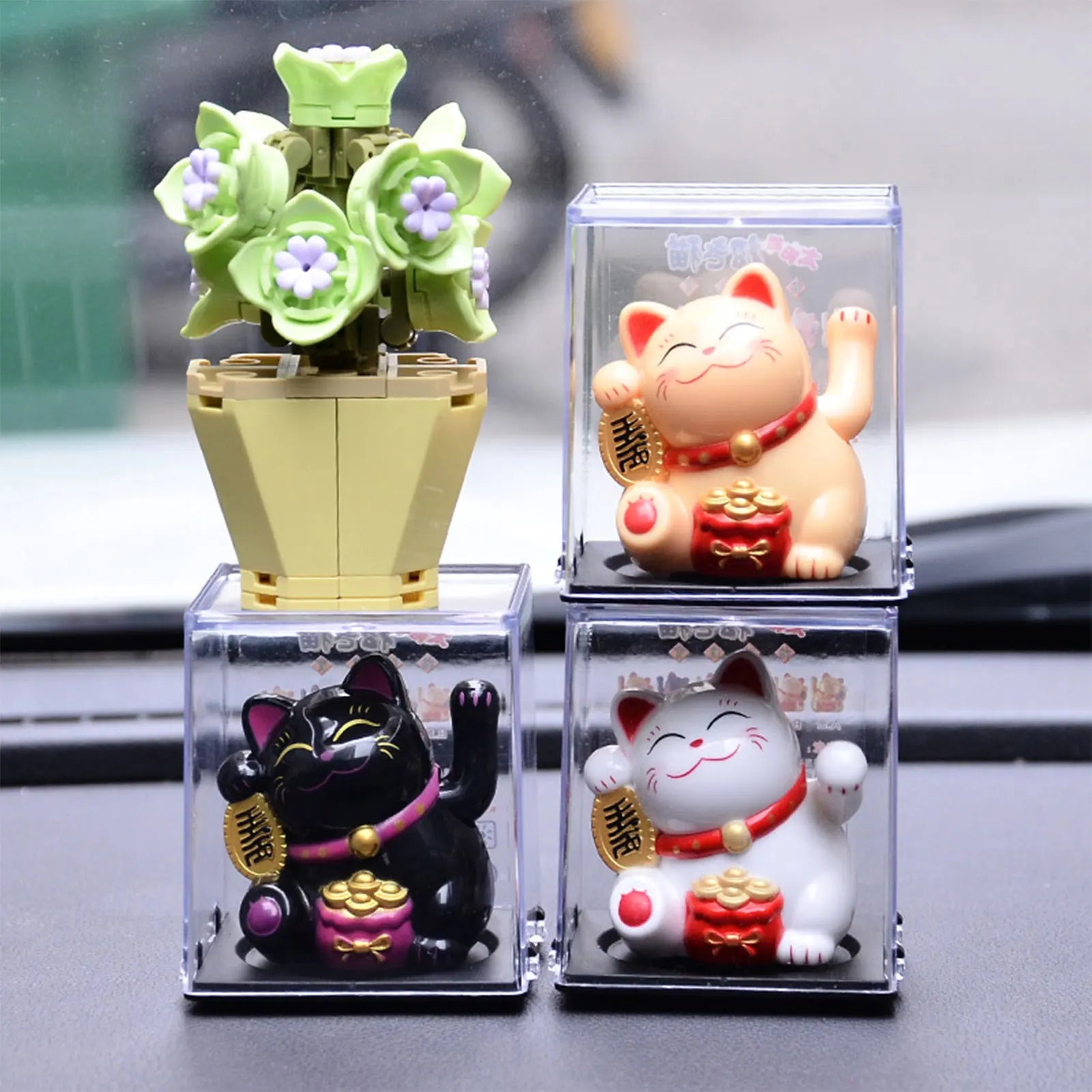 Solar Powered Maneki Neko Lucky Cat – Waving Fortune Cat Decor