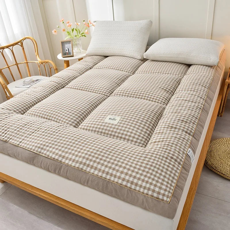 NewestFoldable Lightweight Portable Sleeping Pad/Tatami Mat Japanese Futon Mattress  Soft Fabric,Easy Storage & Travel Mattress