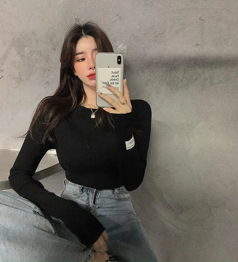 Women's Beige Korean Streetwear T-Shirt – Cute Casual Long Sleeve Top Slim Fit Aesthetic Pullover