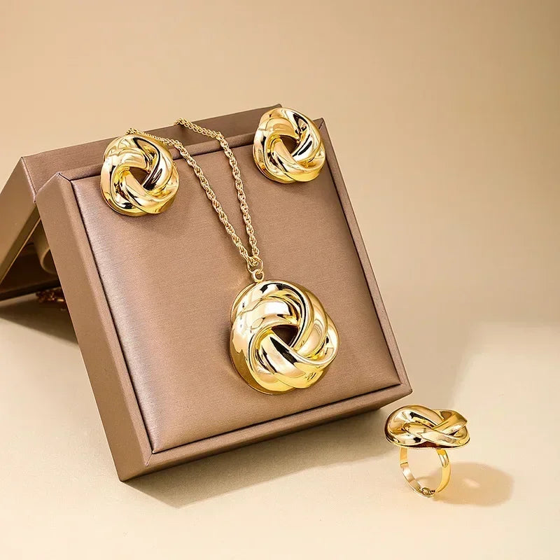 4-Piece Pearl Jewelry Set for Women