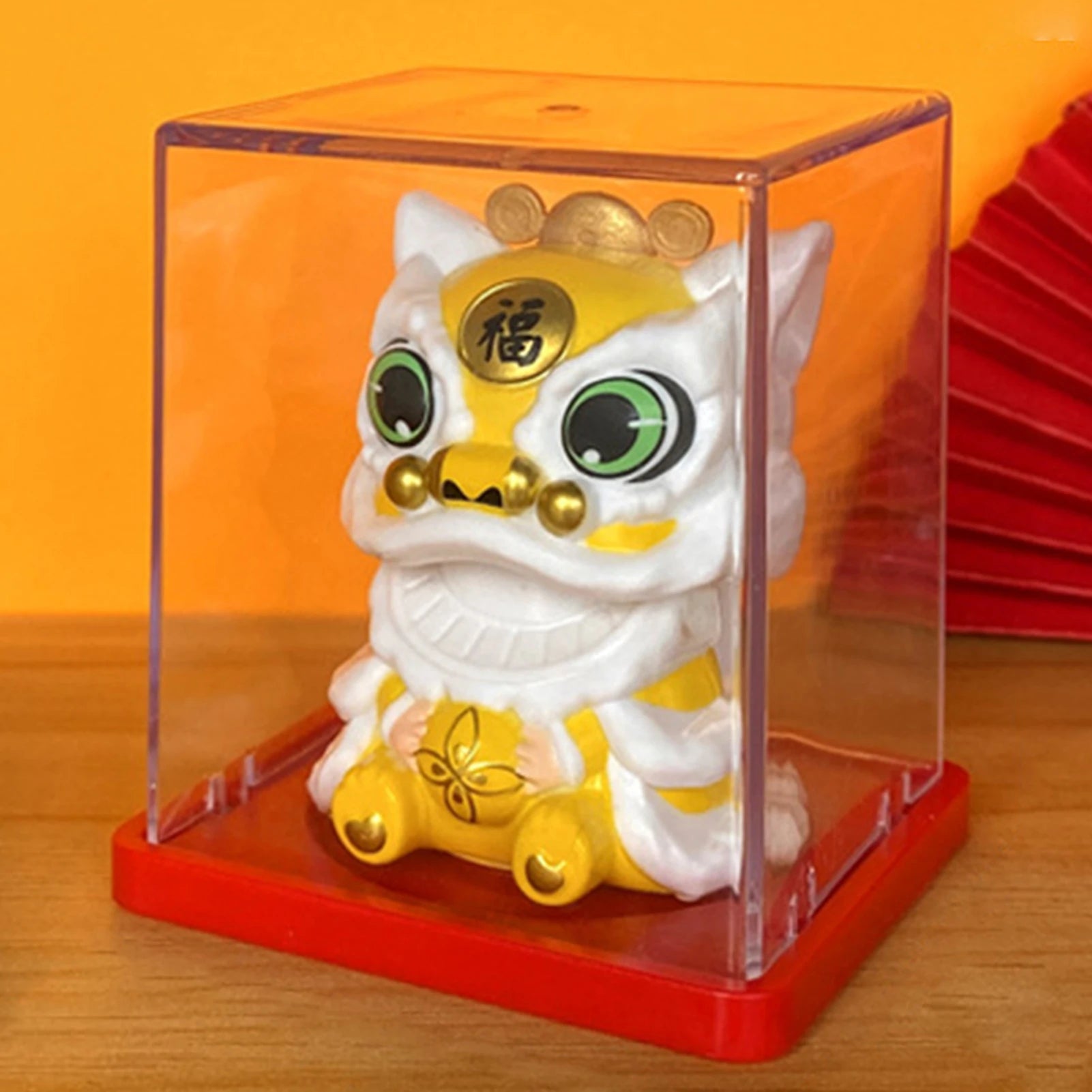 Solar Powered Maneki Neko Lucky Cat – Waving Fortune Cat Decor
