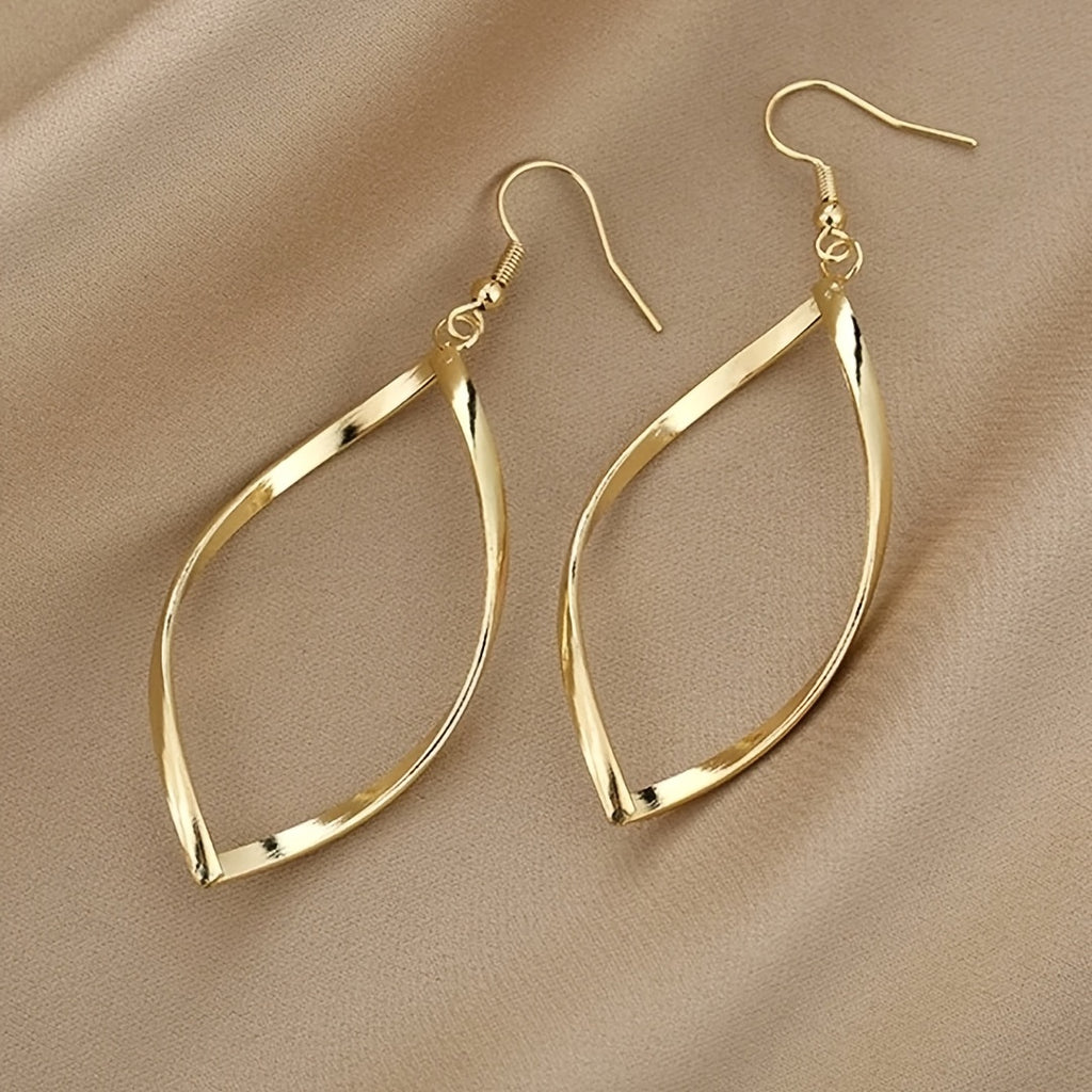 Elegant Hollow Twisted Dangle Earrings – Simple Gold Plated Jewelry for Women