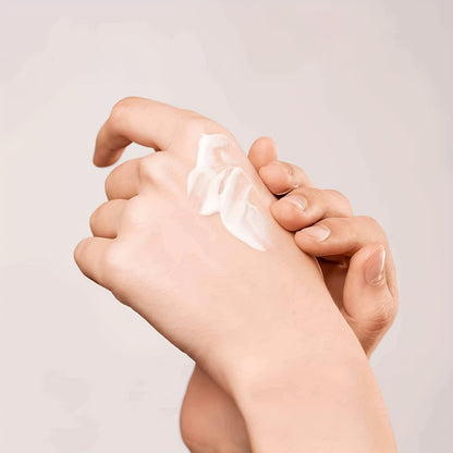 Instant Face Lift Cream with Hyaluronic Acid